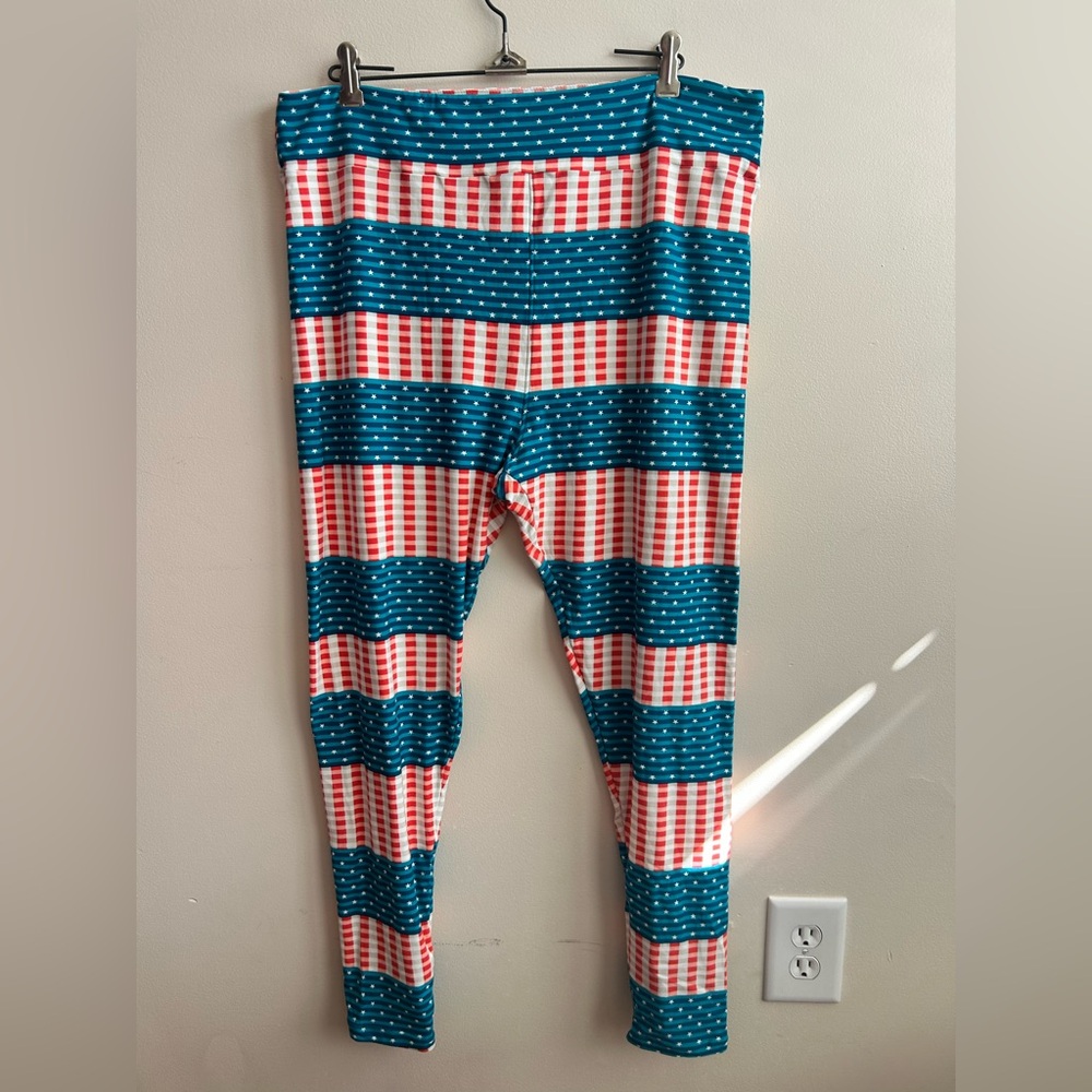 LuLaRoe Women’s American Flag Leggings TC2